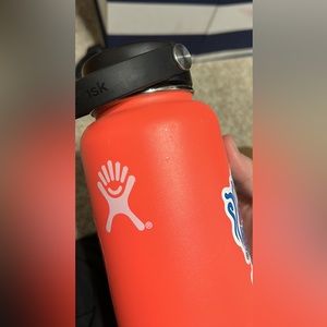 Hydro 32oz Jug with wide mouth style lid